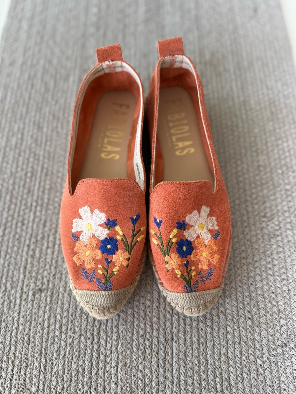 Fabiolas Floral Embroidered Coral Suede Leather Espadrilles Size 38 - Picture 15 of 15